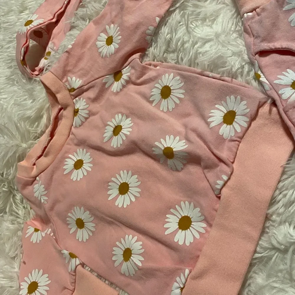 Pink & Daisy Sweatsuit Outfit Size 70(6M)